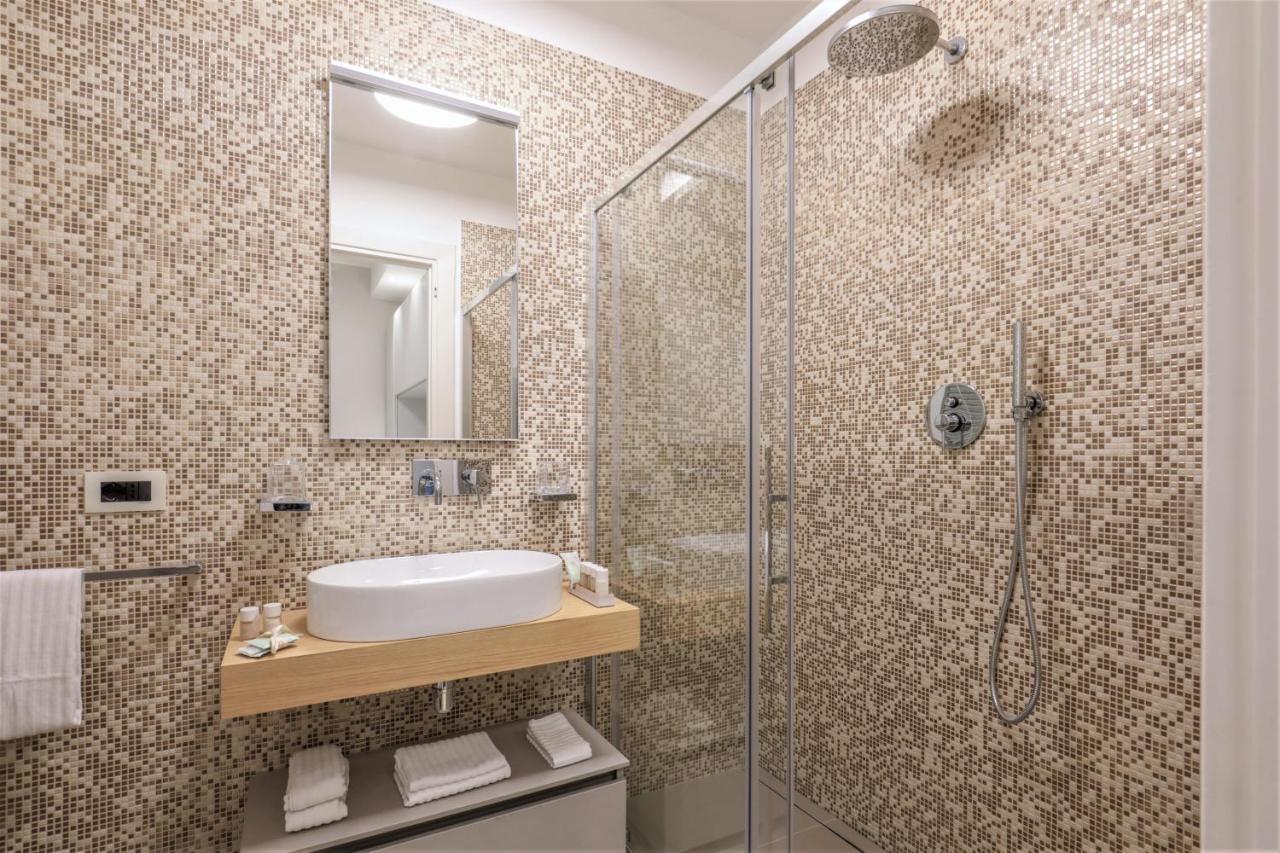 Viam 16B Suites Rom Exterior foto